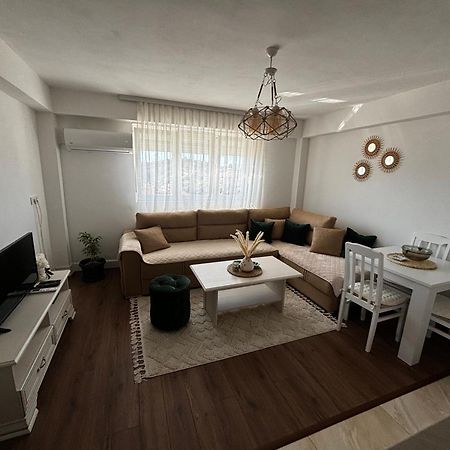 Apartman Dbb Nikšić Eksteriør billede