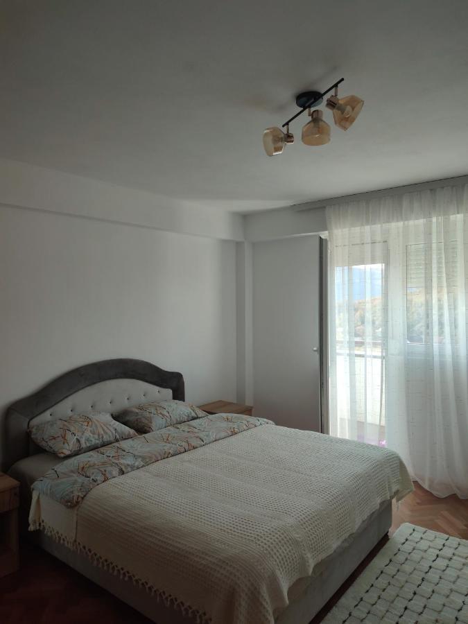 Apartman Dbb Nikšić Eksteriør billede